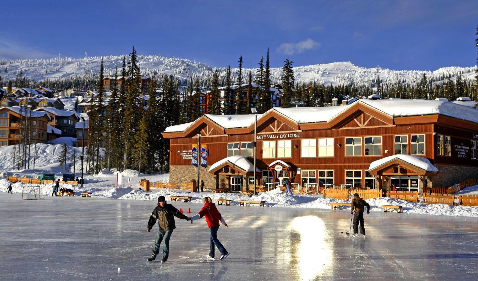 Big White Stonebridge Lodge المظهر الخارجي الصورة